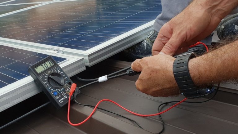 instalación del placas solares